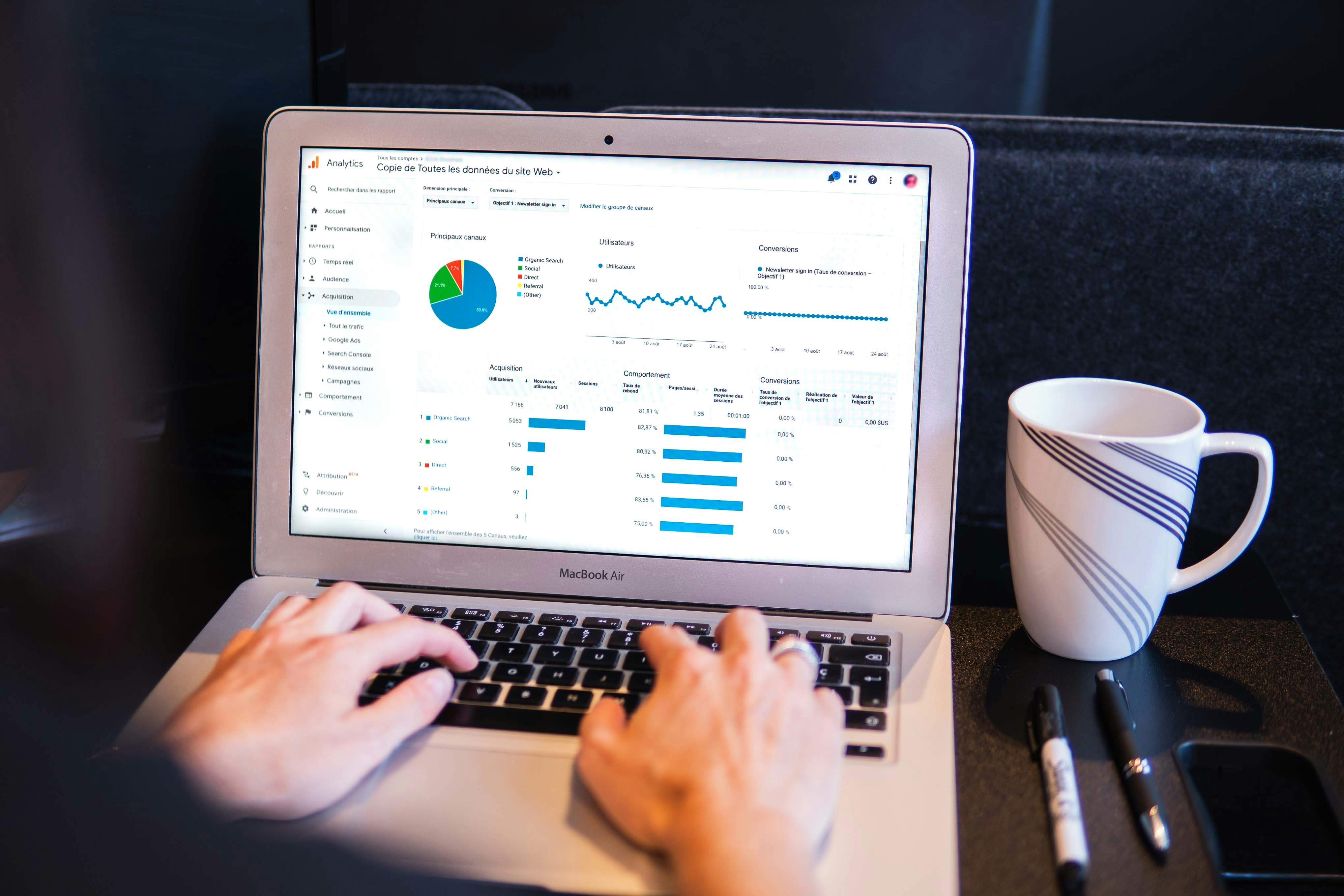 myriam-jessier-eveI7MOcSmw-unsplash search engine marketing agency